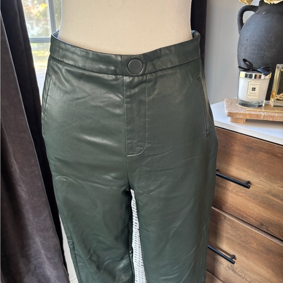 NWOT !! Green Faux Leather Pants - Picture 5 of 9